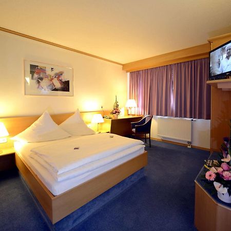 Hotel Bavaria Brehna Екстер'єр фото