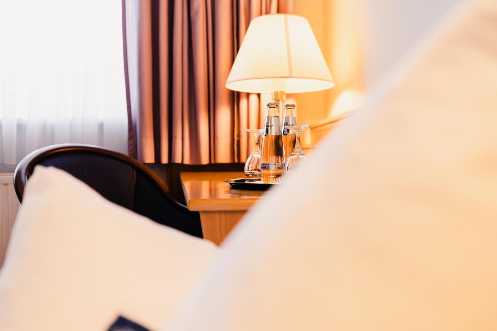 Hotel Bavaria Brehna Екстер'єр фото